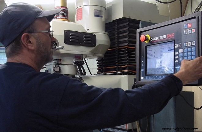 Descarga de Manuales ProtoTRAK CNC: Seguridad, Programación y Operación