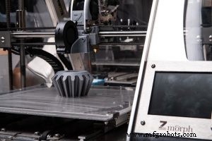 Impresión 3D vs. manufactura aditiva: entendiendo las diferencias clave