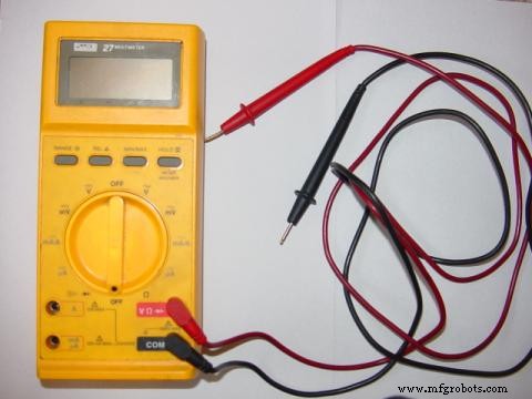 Configuración de un laboratorio de electrónica en casa: herramientas, área de trabajo y suministros