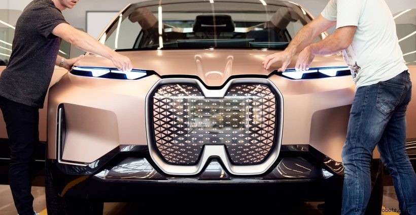 Cómo los OEM Automotrices Superan Desafíos de Manufactura Aditiva con Soluciones Digitales