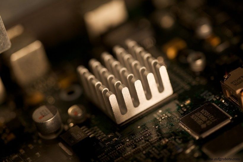 Cómo la impresión 3D está transformando el diseño de componentes electrónicos: 5 aplicaciones clave