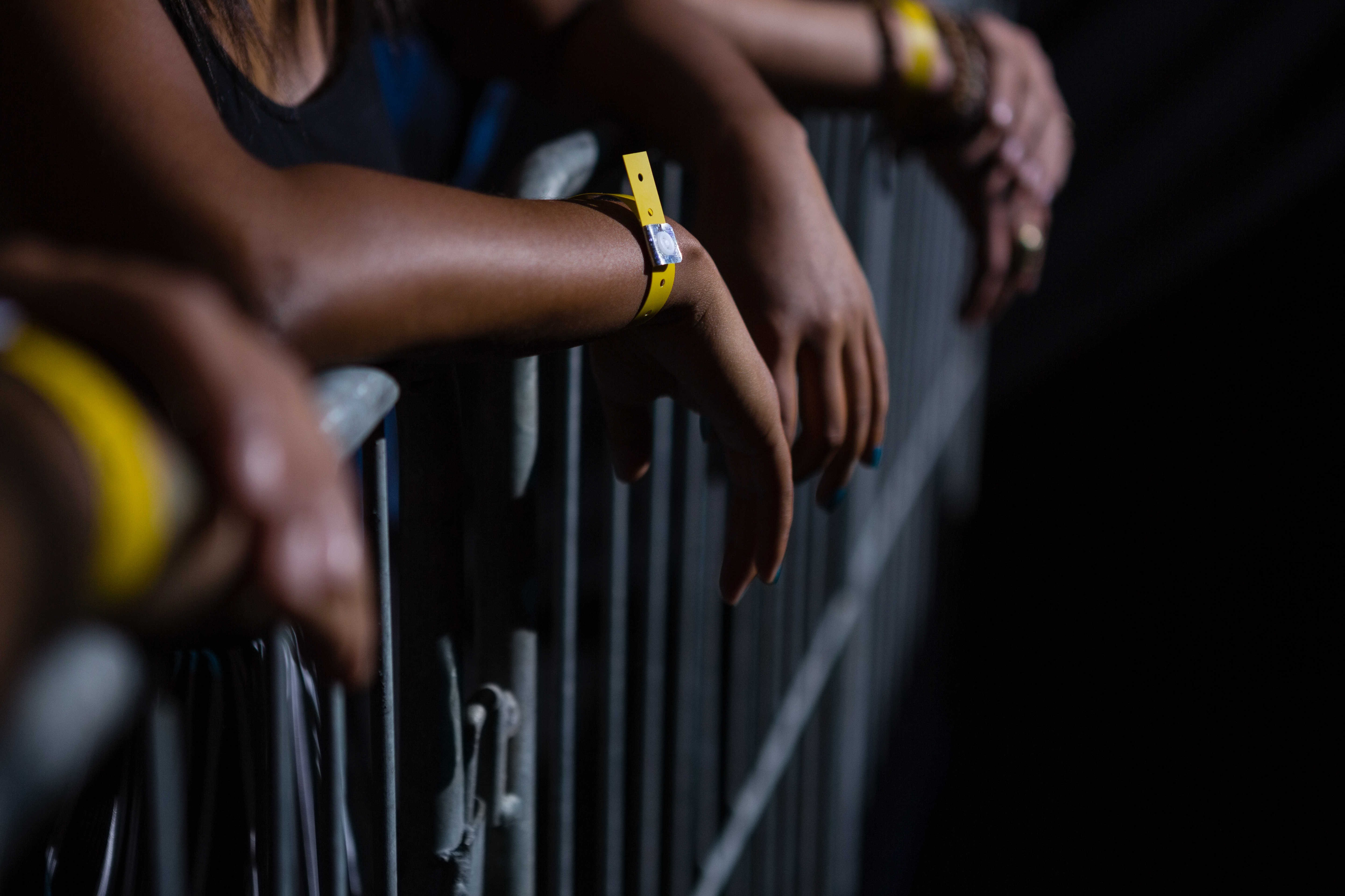 Pulsera de bajo consumo de Atmosic impulsa rastreo de contactos Bluetooth 5 para eventos de Toronto Wolfpack