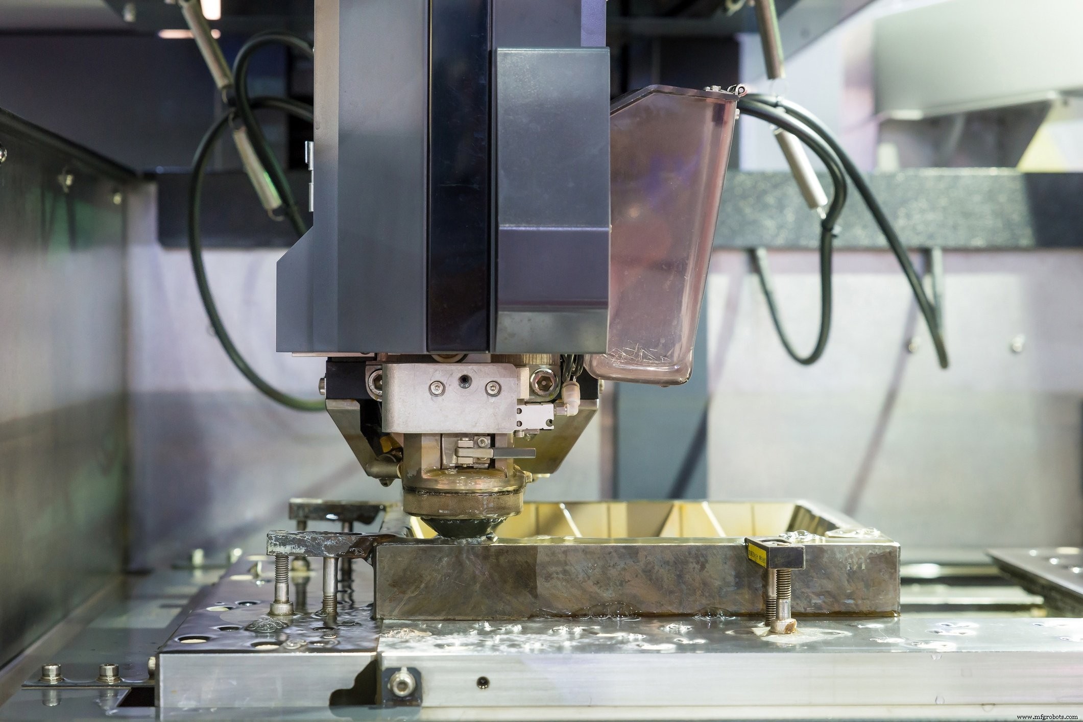 Cinco Técnicas Clave de Procesamiento de Termofijos para Manufactura Avanzada de Compuestos
