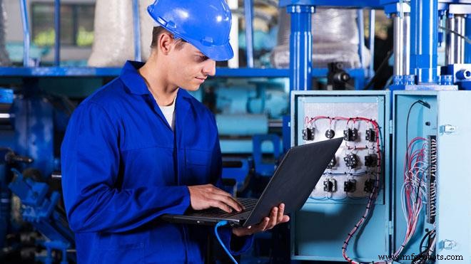 Planificación esencial de proyectos CMMS: Consejos de expertos para ROI y eficiencia