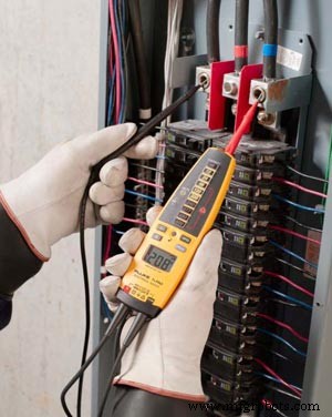 Seguridad eléctrica: cómo prepararse para pruebas de ausencia de tensión