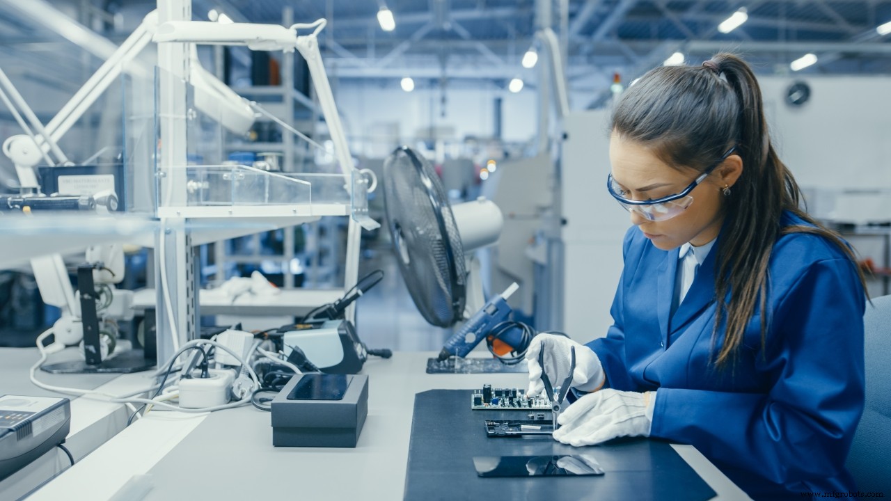 12 Aplicaciones Líderes de Robots Industriales: Impulsando Eficiencia y Seguridad