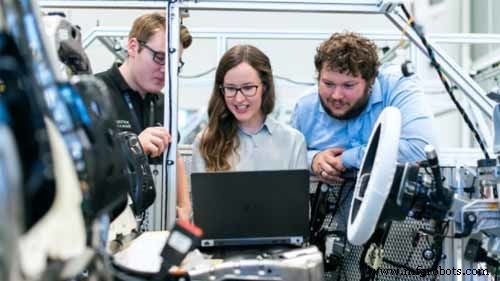 Cómo Elegir el Robot SCARA Ideal: Guía Completa para Fabricantes