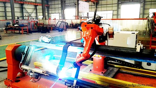 El Inventor del Primer Robot SCARA: Descubriendo al Pionero de la Automatización de Precisión