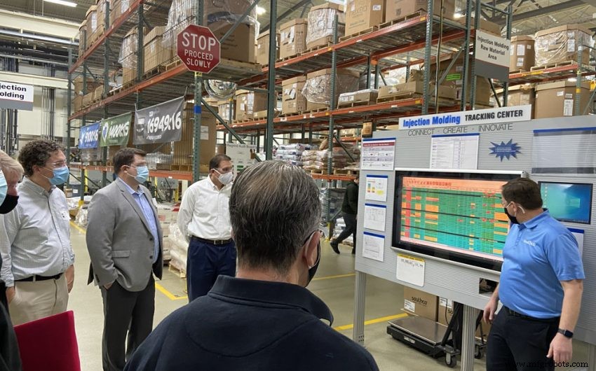 Líderes industriales visitan planta de Southco en Concordville para explorar mejores prácticas de mejora continua