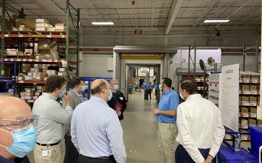 Líderes industriales visitan planta de Southco en Concordville para explorar mejores prácticas de mejora continua