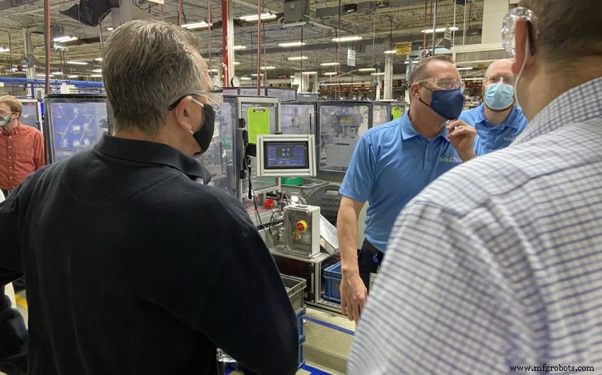 Líderes industriales visitan planta de Southco en Concordville para explorar mejores prácticas de mejora continua