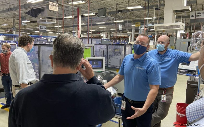 Líderes industriales visitan planta de Southco en Concordville para explorar mejores prácticas de mejora continua