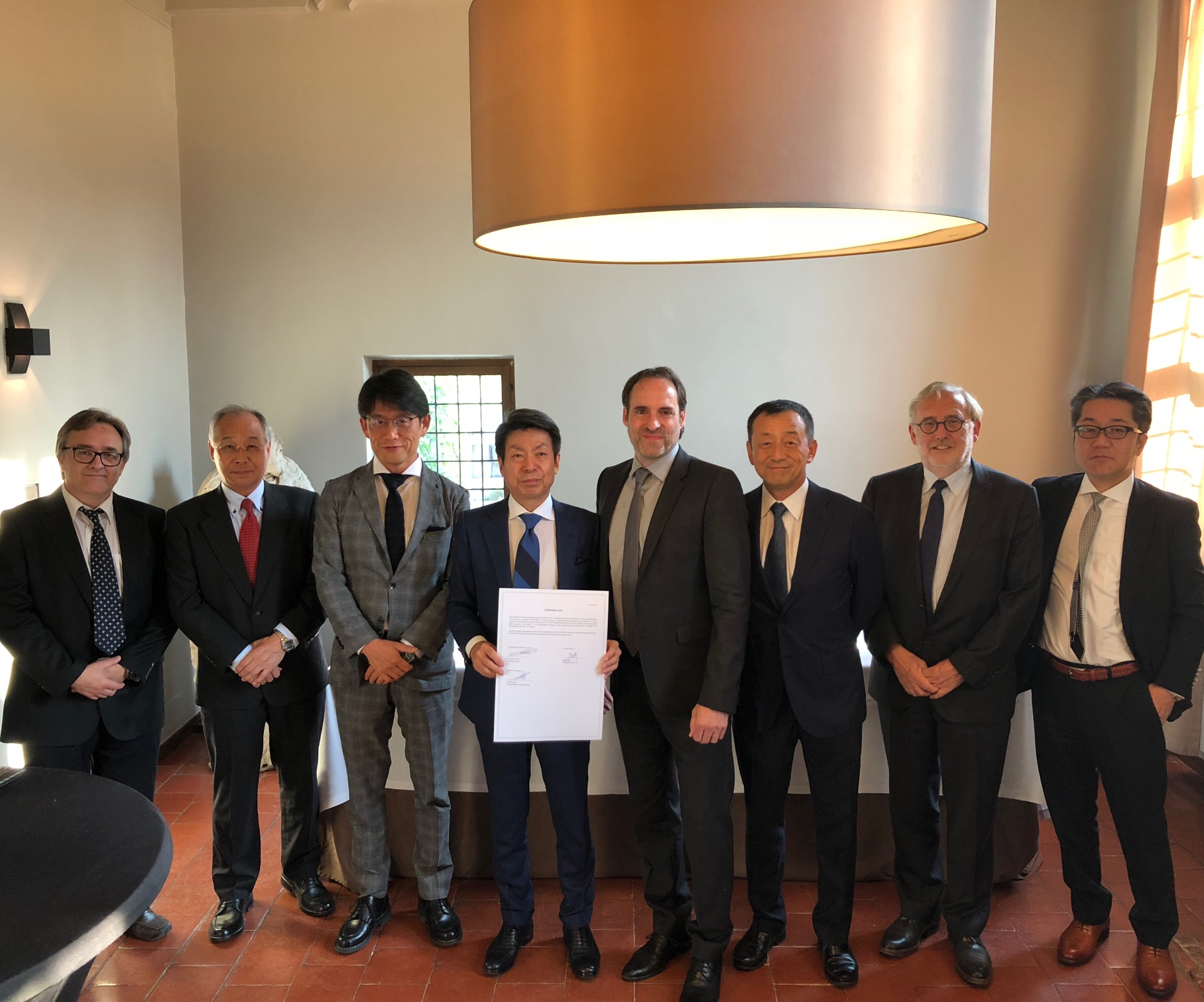 Kotobukiya Fronte licencia la tecnología de EconCore para materiales interiores de panal avanzados