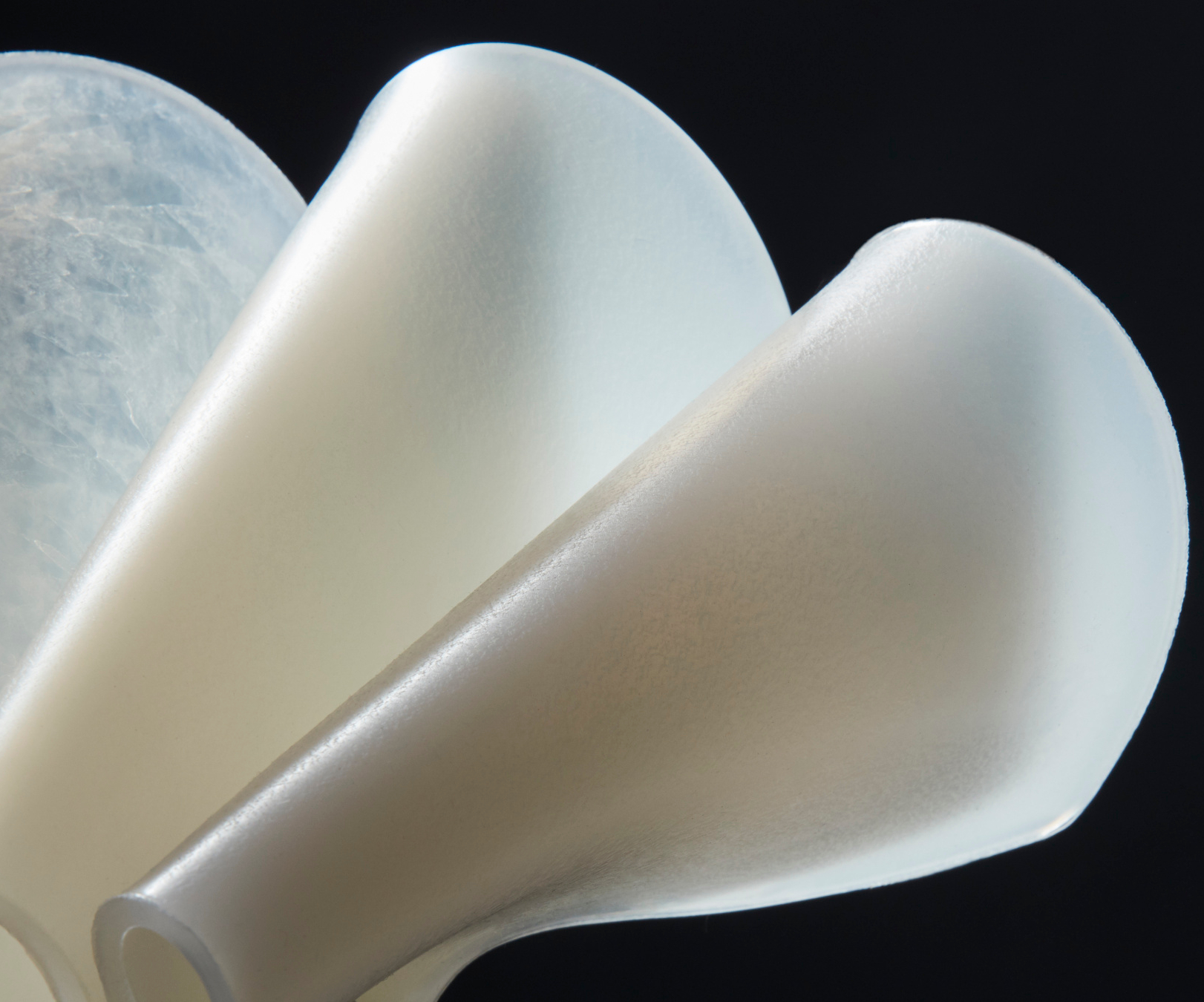 PolyOne lanza elastómeros termoplásticos reSound OM sostenibles para sobremoldeo
