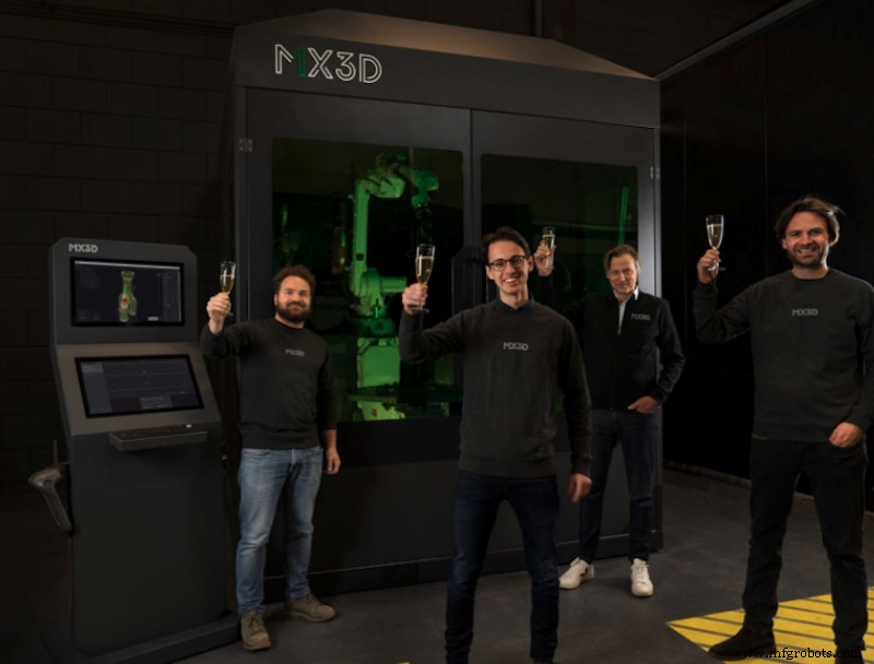 MX3D asegura 2,25 M€ para lanzar sistema avanzado M1 de impresión 3D metálica robótica