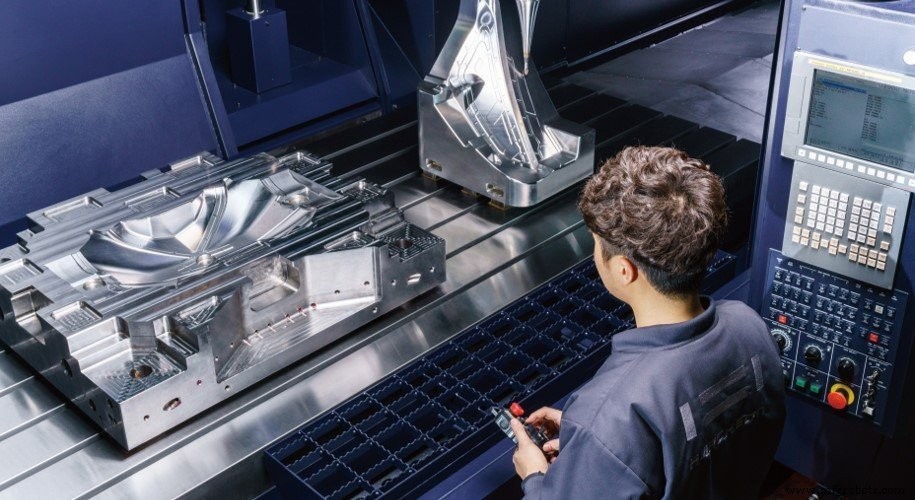 Máquinas herramienta CNC: 10 problemas comunes y soluciones expertas – Lista práctica