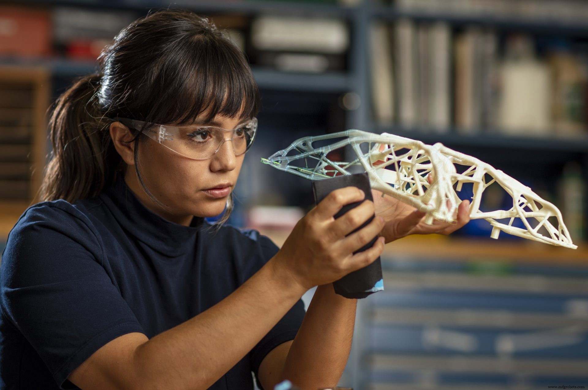 Diseño generativo de Fusion 360: Cerrando la brecha de habilidades en manufactura