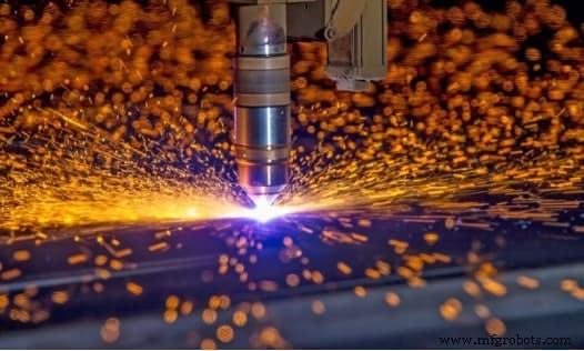 Soldadura de Chapa Metálica: Técnicas, Beneficios y Consejos de Expertos