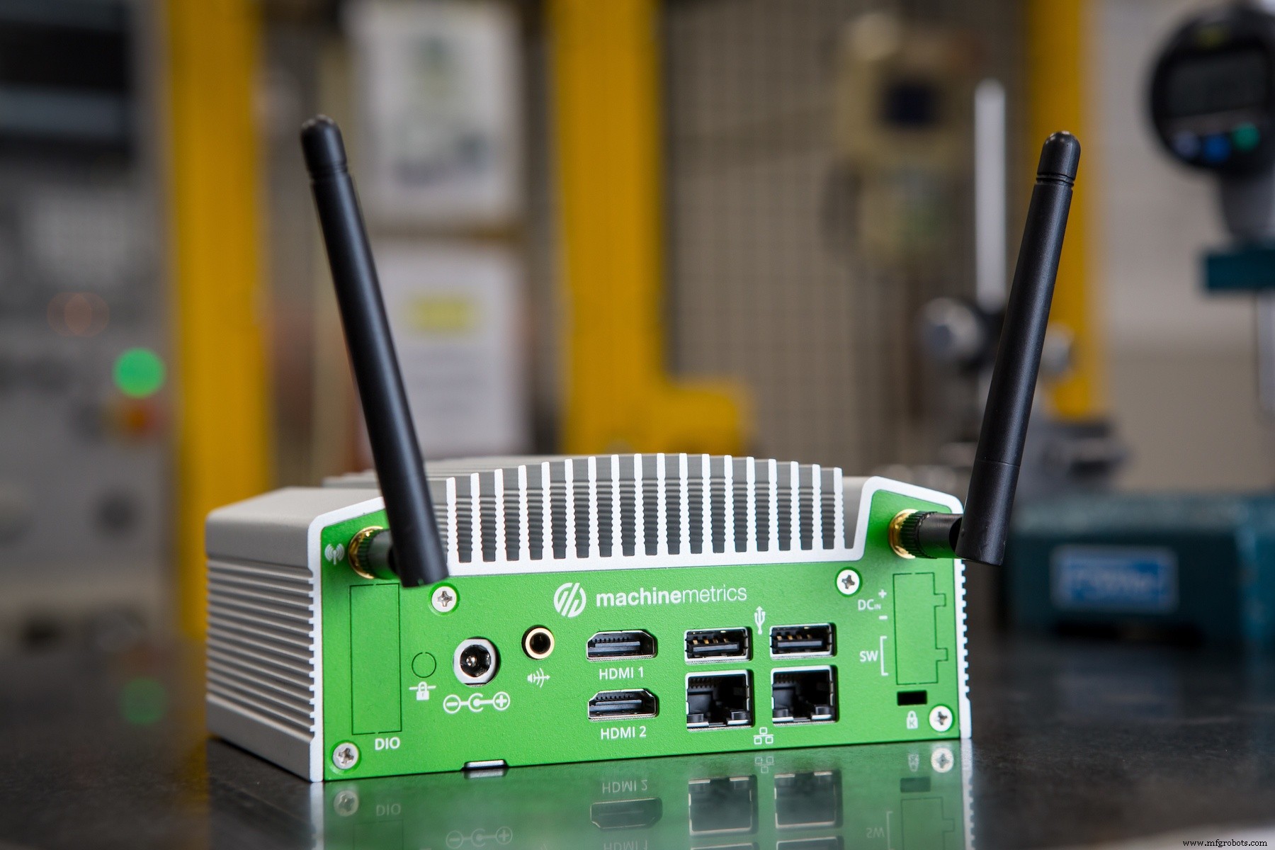 Desbloqueando la Eficiencia de Fábrica: Mantenimiento Predictivo con MachineMetrics en IIoT Industrial