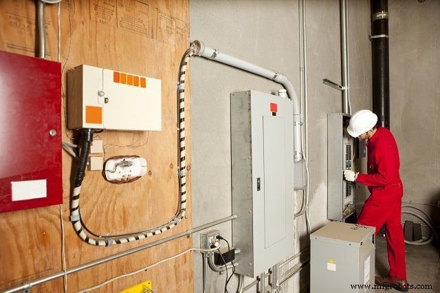 Mantenimiento Predictivo Explicado: Por Qué Es Esencial para Instalaciones Modernas