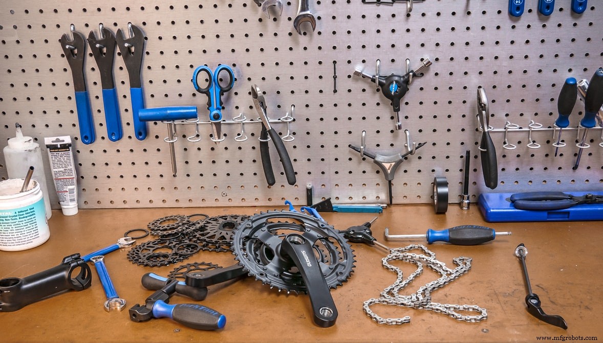Las 16 Herramientas Esenciales que Todo Electricista Necesita (2019‑2020)