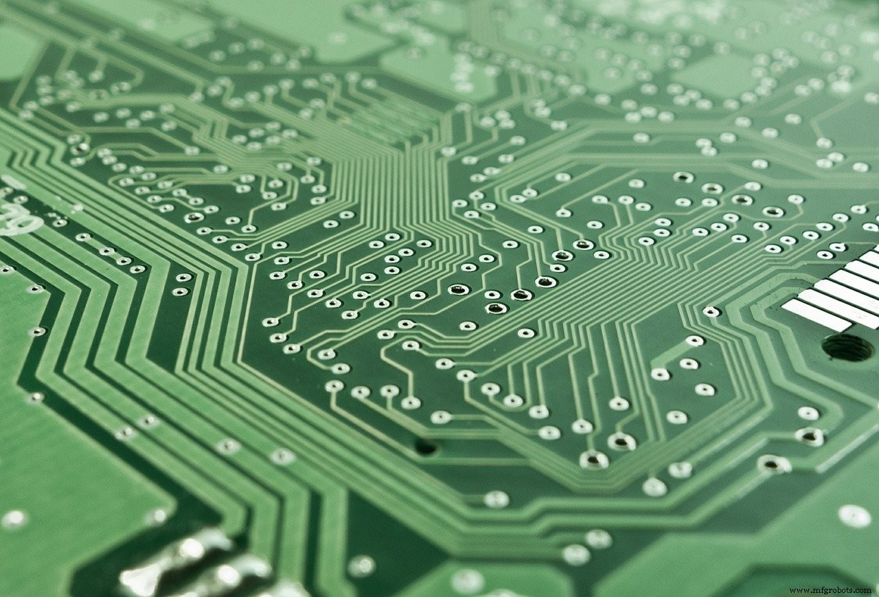 Por dentro de la fabricación de circuitos electrónicos