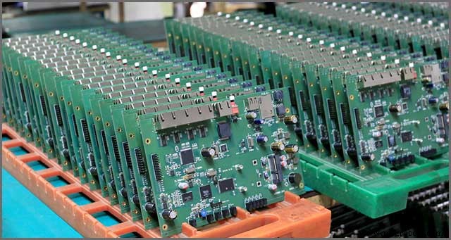 Cómo elegir un fabricante PCB fiable: 6 factores clave de evaluación