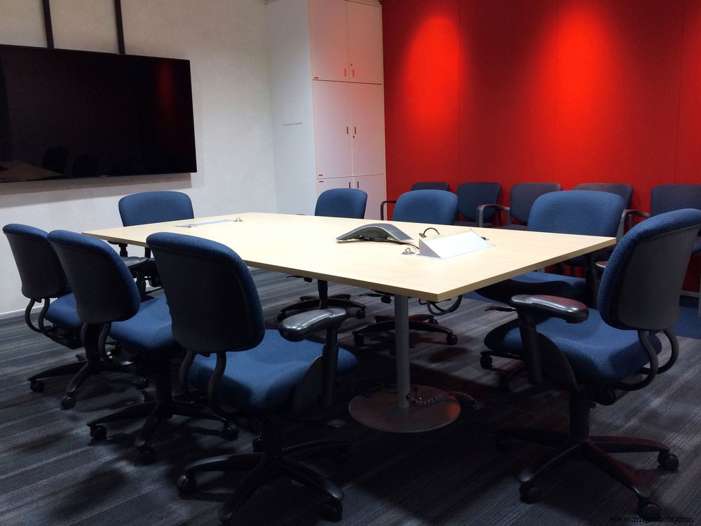 Tiras LED de Emisión Lateral: Iluminación Eficiente y Versátil para Cualquier Espacio