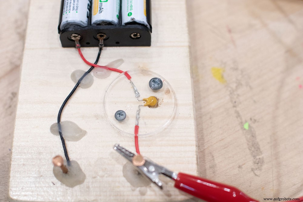 Batería de 12 V Casera: Guía Sencilla y Fiable para Aficionados a la Electrónica