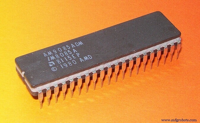 Dominando Microcontroladores: Estructura, Funcionalidad y Aplicaciones Prácticas