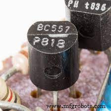Transistor BC558 PNP: Especificaciones, Patillaje y Aplicaciones