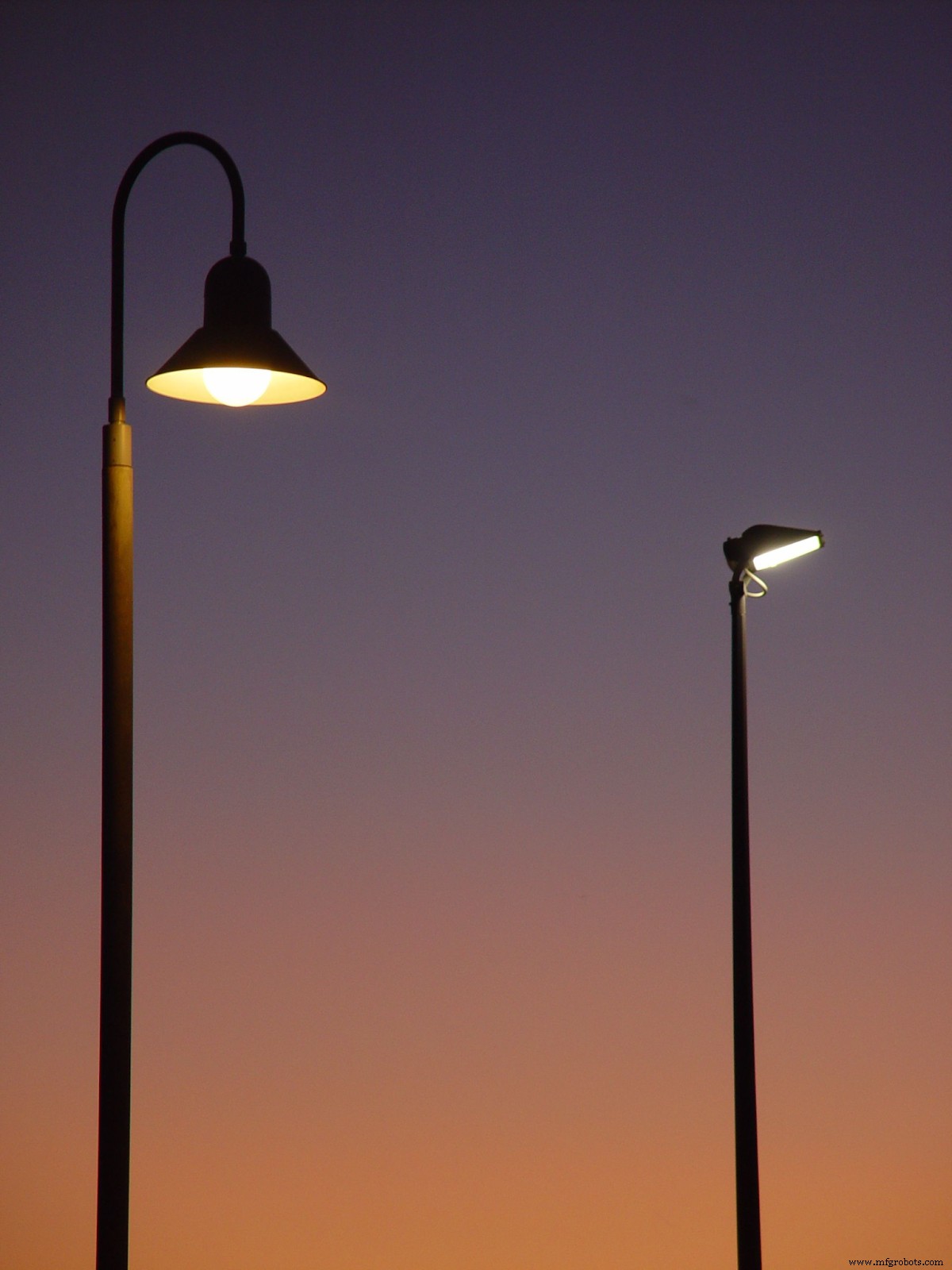Circuitos Detectores de Luz: Guía Práctica con LDR, Op-Amp y Transistor