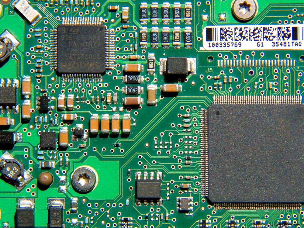 Diseño PCB de Microondas: La Solución Definitiva para Aplicaciones de Alta Frecuencia