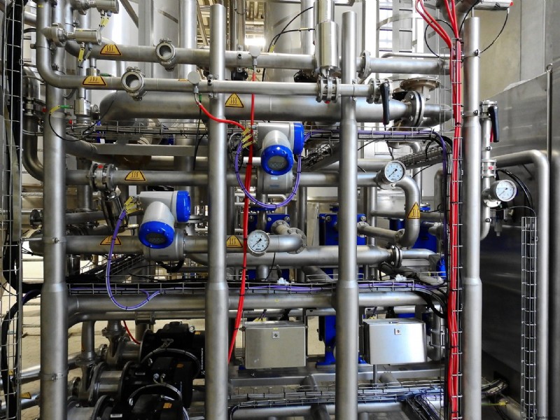 Cómo la Temperatura Afecta el Rendimiento y Eficiencia del Sistema Hidráulico