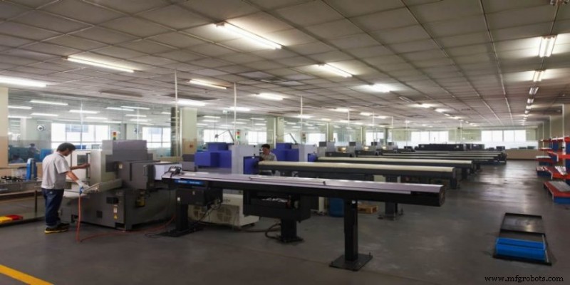 Cuatro Tipos Esenciales de Máquinas CNC para Fabricación de Precisión