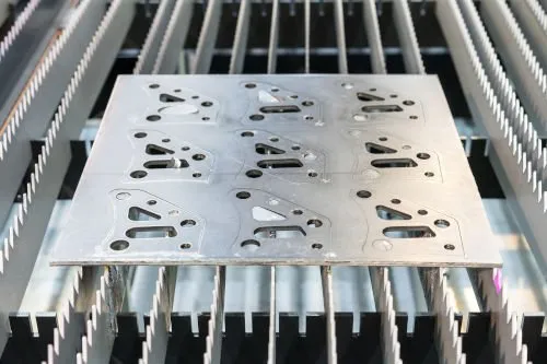 Corte Láser CNC Explicado: Proceso, Tipos y Beneficios Clave