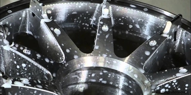 Mecanizado CNC de 5 ejes de precisión: mejorando diseño y rendimiento automotriz