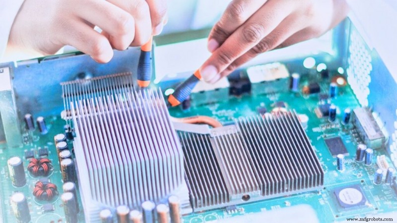 Top 15 Soluciones Robóticas Impulsando la Eficiencia en el Sector Electrónico