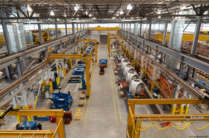 Guía Inteligente para Optimizar el Diseño de la Planta de Producción con Robots