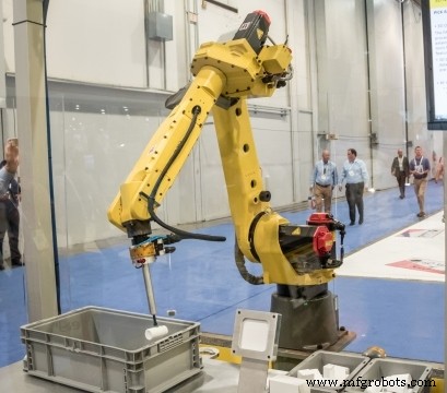 Robots Pick-and-Pack: Eficiencia en Alimentos, Farmacéutica y Automotriz