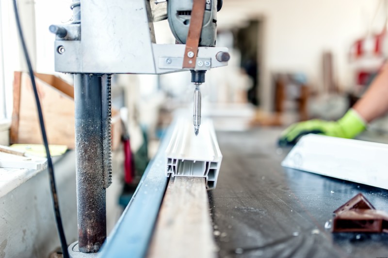 Encontrar los Fabricantes Metálicos Adecuados: Cualidades Clave y Cómo Identificarlas