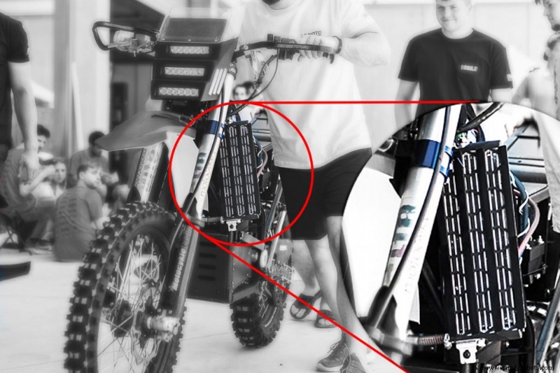Estudiantes de la Universidad AGH revolucionan la producción de motos eléctricas con impresión 3D SLS